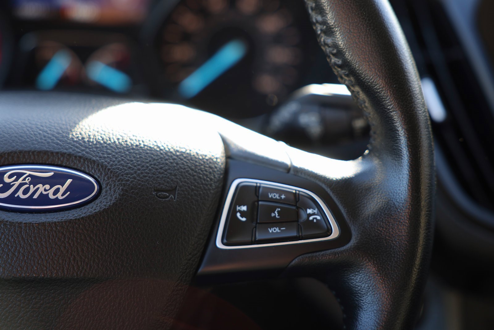 Certified 2019 Ford Escape SEL image 21