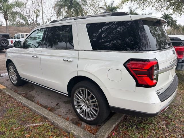 Certified 2022 Ford Expedition Limited image 2