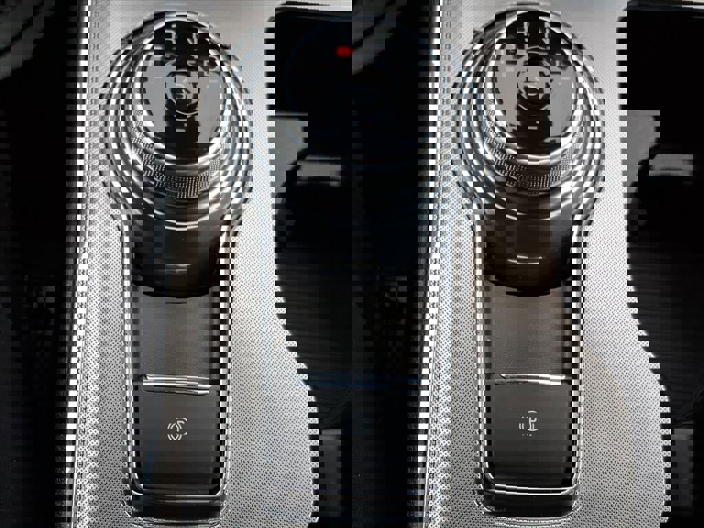 Certified 2022 Ford Edge SEL w/ Convenience Package image 19