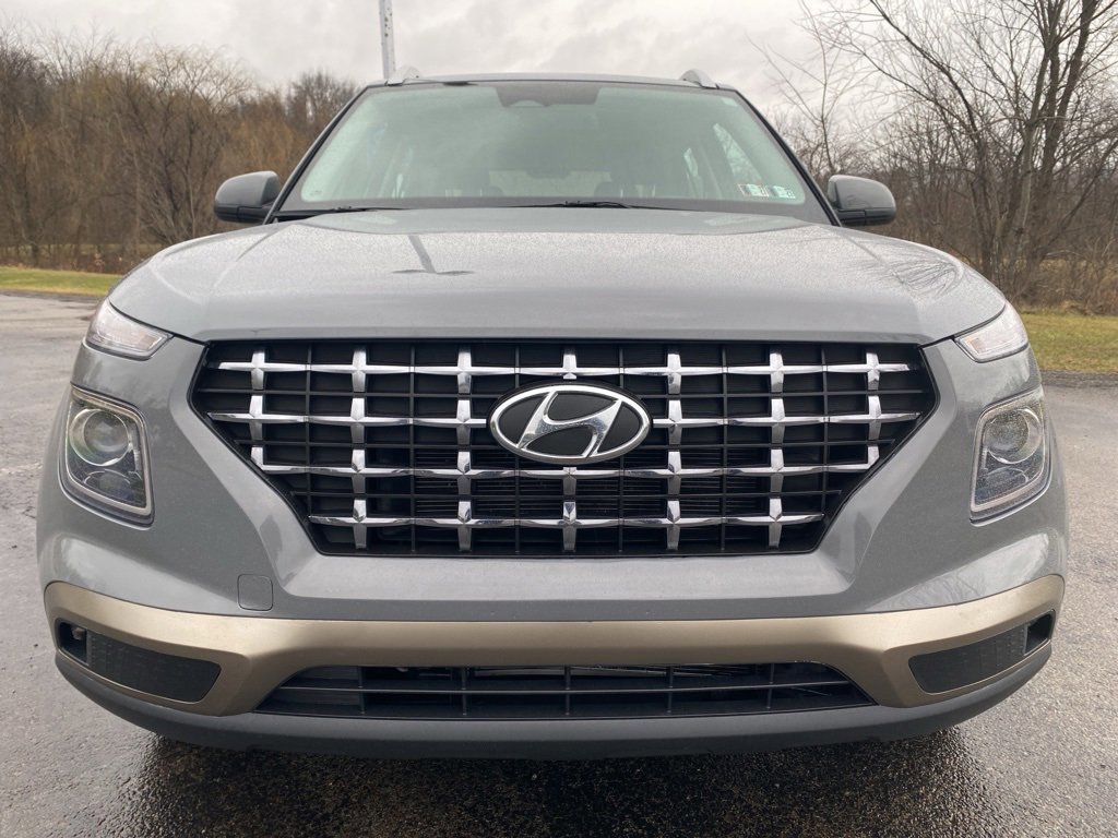 Used 2023 Hyundai Venue SEL image 8
