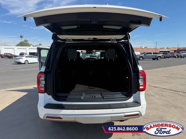 Certified 2023 Ford Expedition Platinum image 9