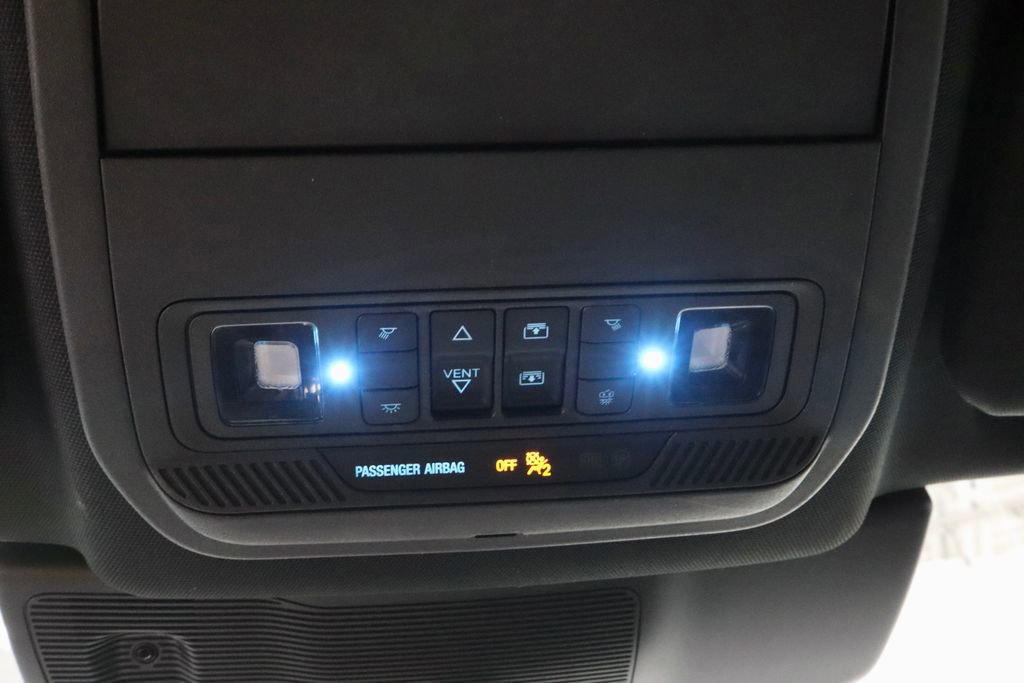 Certified 2022 Ford Explorer Platinum w/ Equipment Group 601A image 27