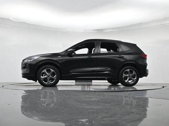 Certified 2024 Ford Escape ST-Line w/ Tech Pack #1 AWD/4WD image 40