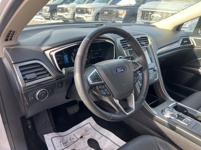 Certified 2018 Ford Fusion SE w/ Fusion SE Technology Package image 7