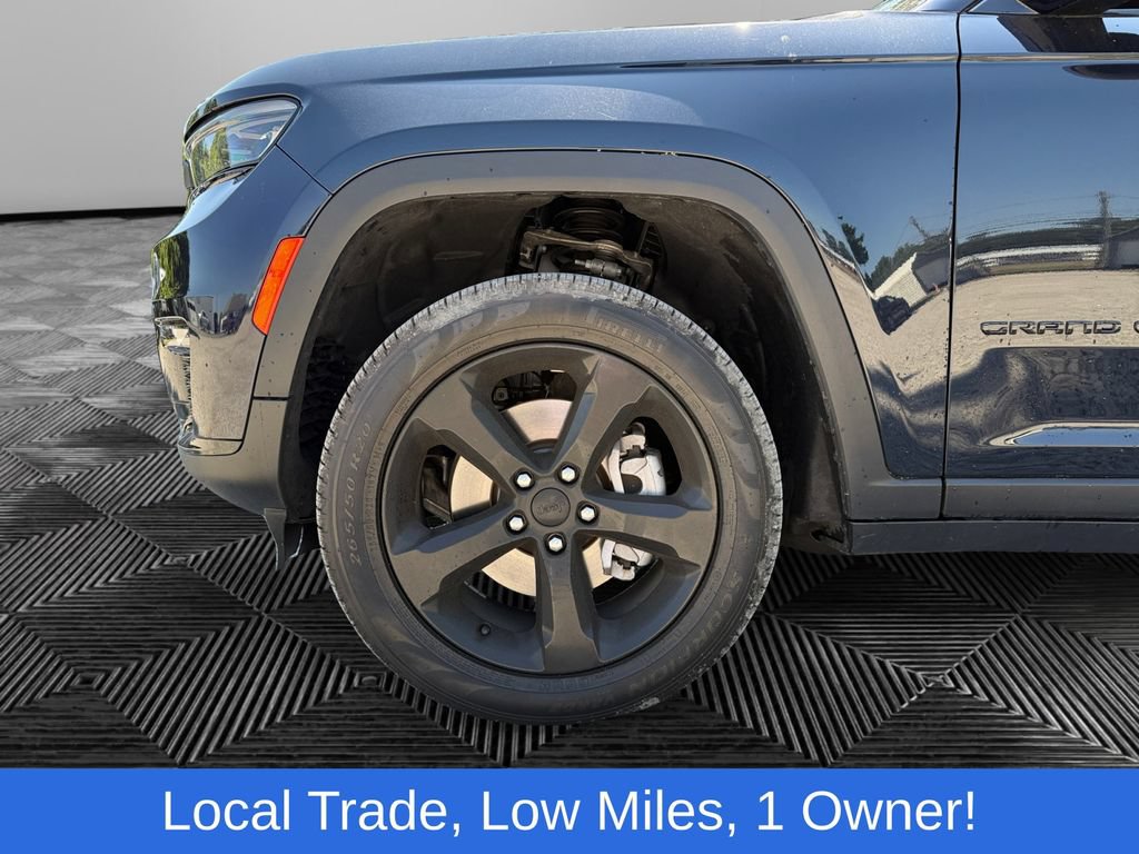 Used 2024 Jeep Grand Cherokee L Limited w/ Black Appearance Package RWD image 14