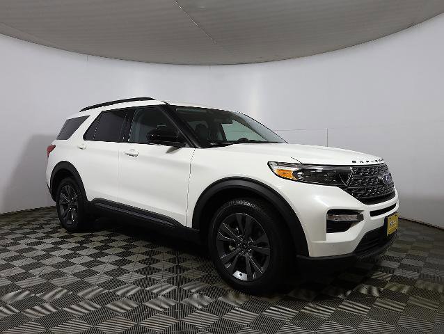 Certified 2024 Ford Explorer XLT w/ Equipment Group 202A image 5