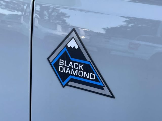 Certified 2024 Ford Bronco Black Diamond AWD/4WD image 9
