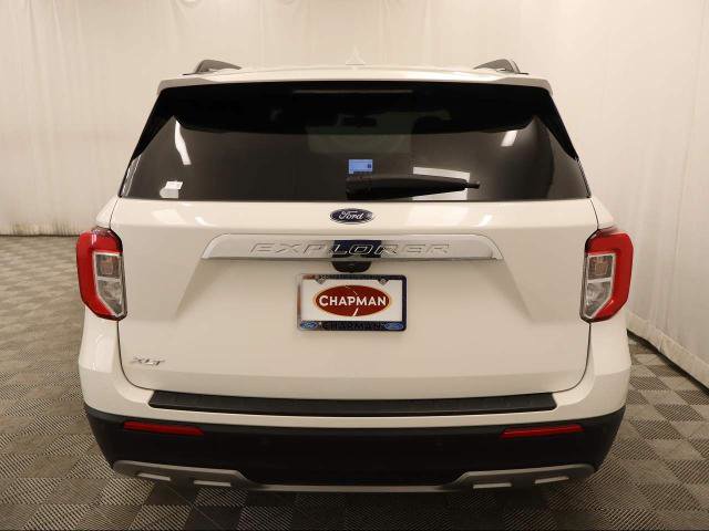 Certified 2022 Ford Explorer XLT w/ Equipment Group 202A image 39