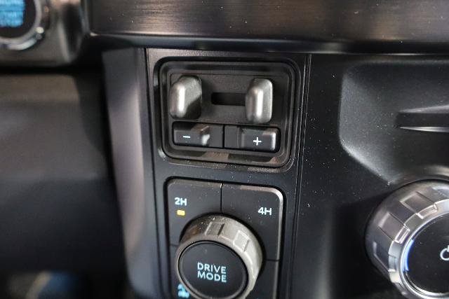 Certified 2025 Ford F350 Lariat AWD/4WD image 26