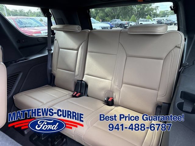 Used 2021 Chevrolet Tahoe Premier w/ Premium Package AWD/4WD image 13