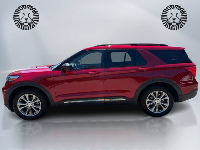 Certified 2020 Ford Explorer XLT w/ Equipment Group 202A AWD/4WD image 11