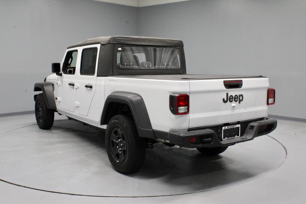 Used 2025 Jeep Gladiator Sport AWD/4WD image 8