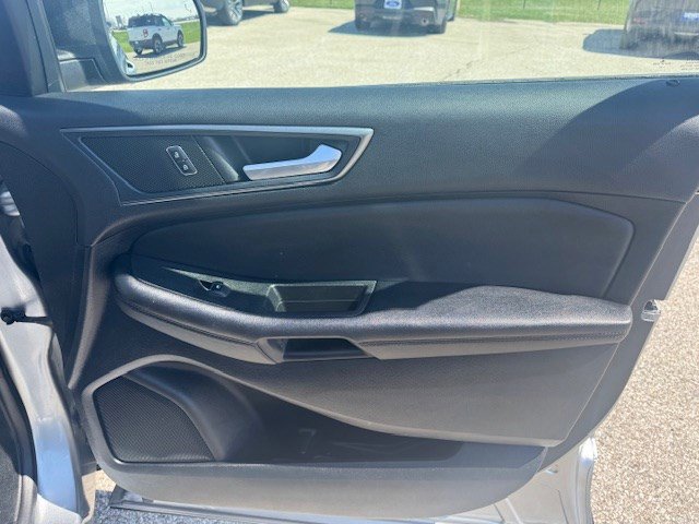 Certified 2022 Ford Edge SE image 33