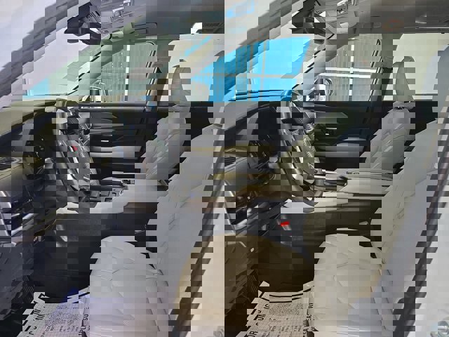 Used 2024 Toyota Grand Highlander AWD image 10