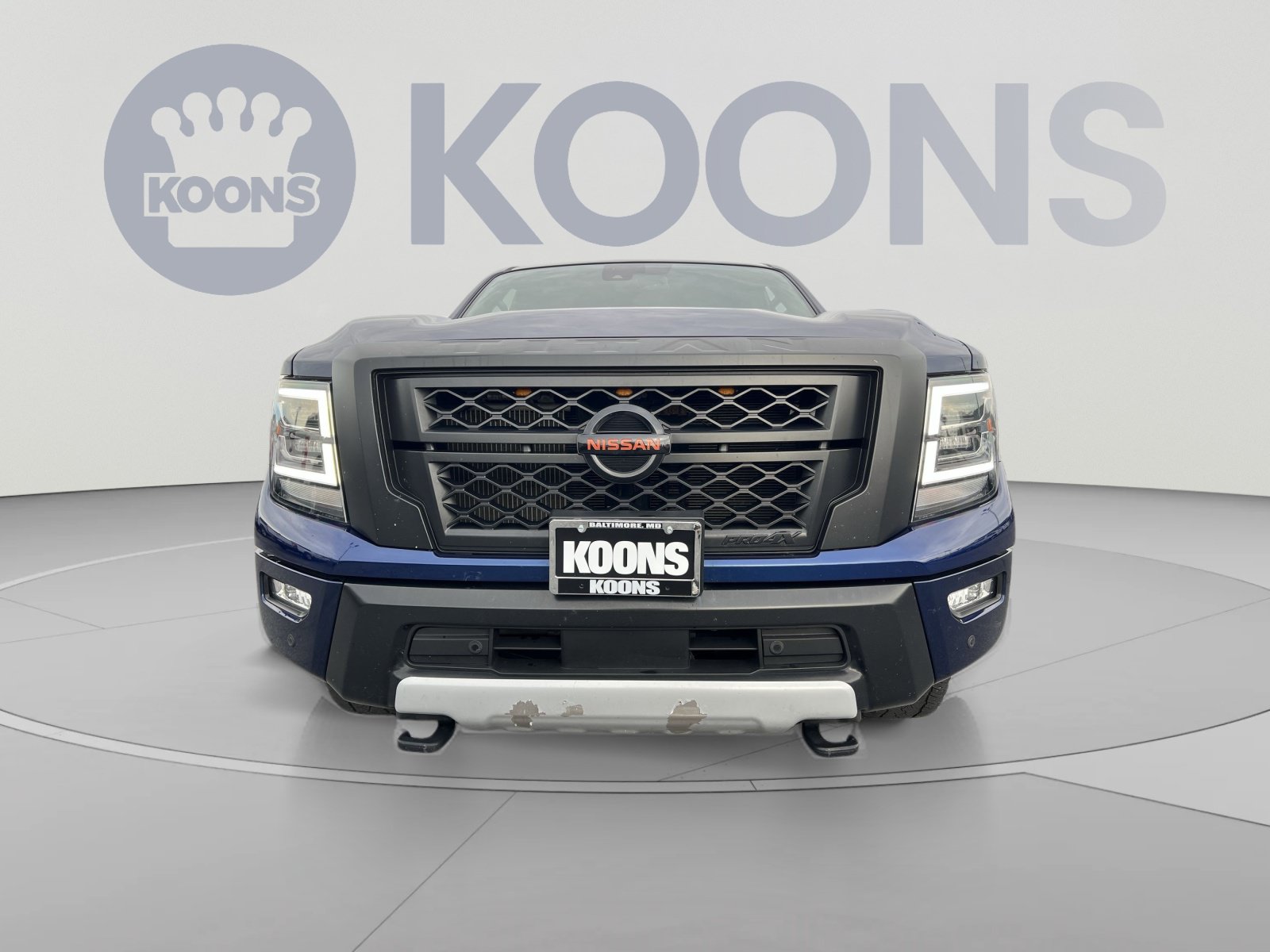 Used 2022 Nissan Titan PRO-4X AWD/4WD image 11