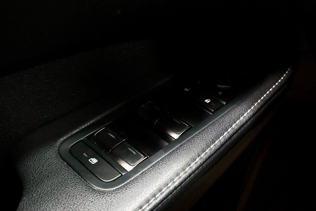 Used 2024 Lexus RX 350 Premium w/ Accessory Package (Z1) image 30