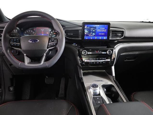 Certified 2022 Ford Explorer ST-Line w/ Class IV Trailer Tow Package AWD/4WD image 14
