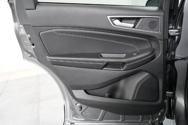 Certified 2023 Ford Edge Titanium AWD/4WD image 30
