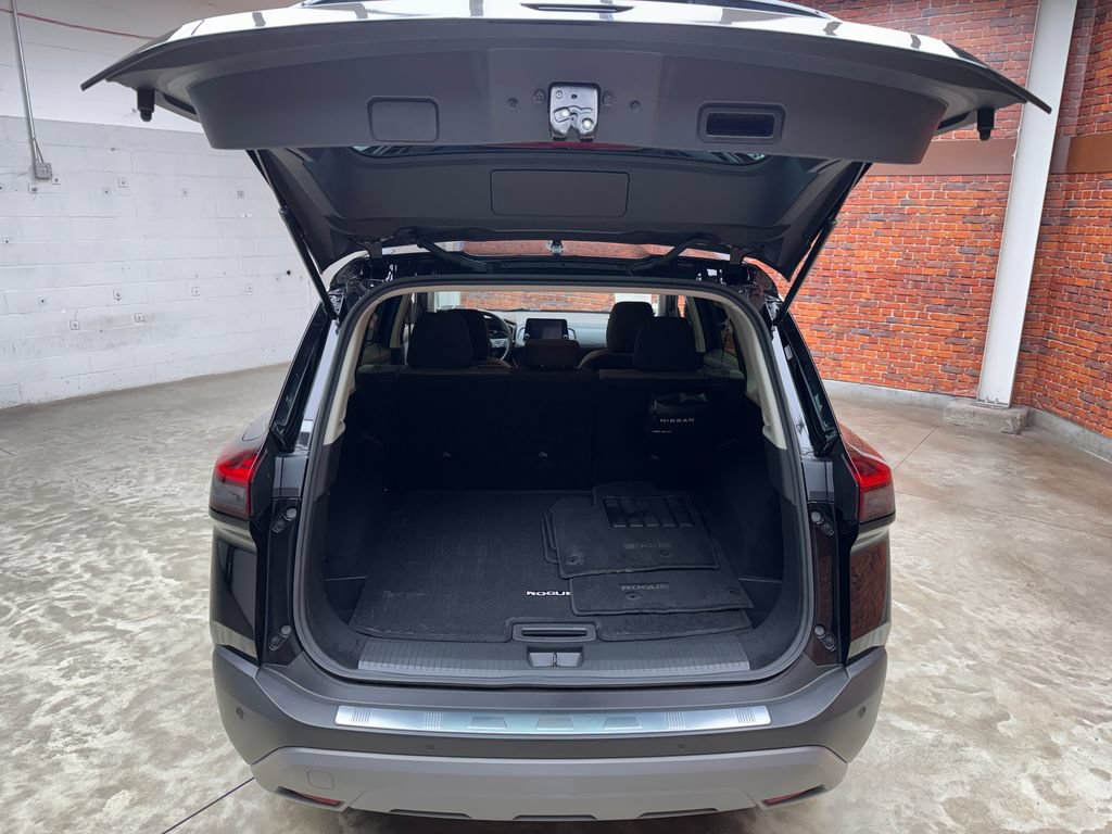 Used 2023 Nissan Rogue SV AWD/4WD image 27