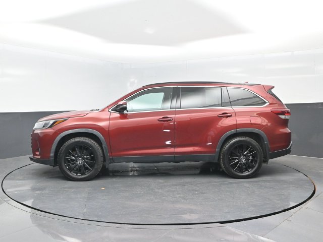 Used 2019 Toyota Highlander SE AWD/4WD image 4