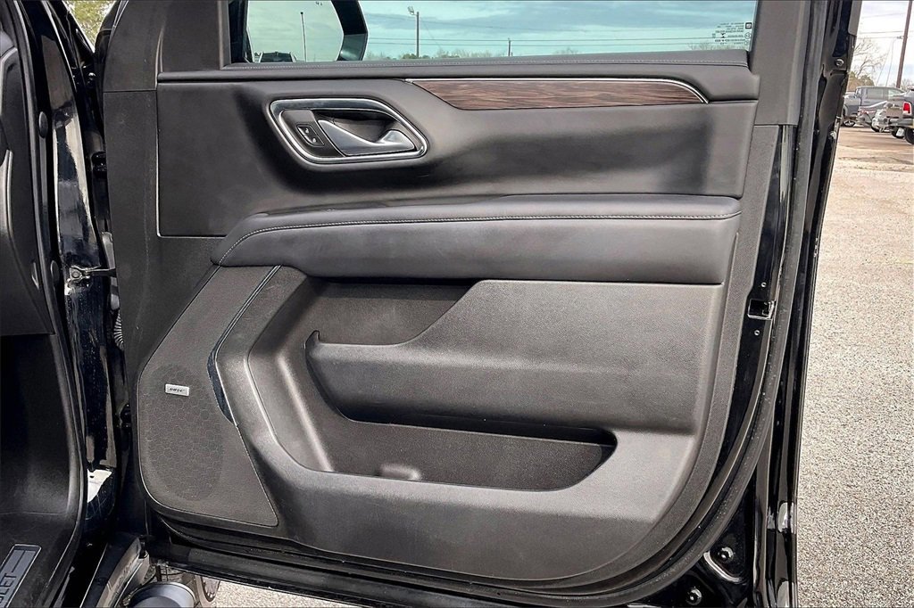 Used 2022 Chevrolet Tahoe Z71 w/ Luxury Package image 29