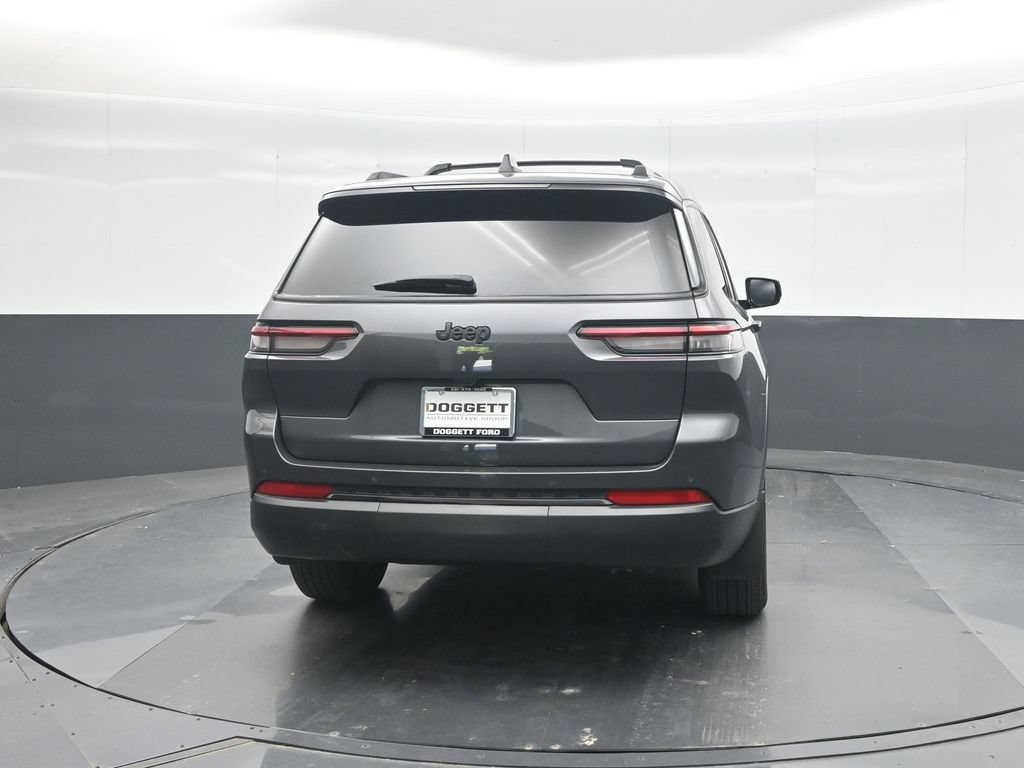 Used 2024 Jeep Grand Cherokee L Altitude RWD image 26