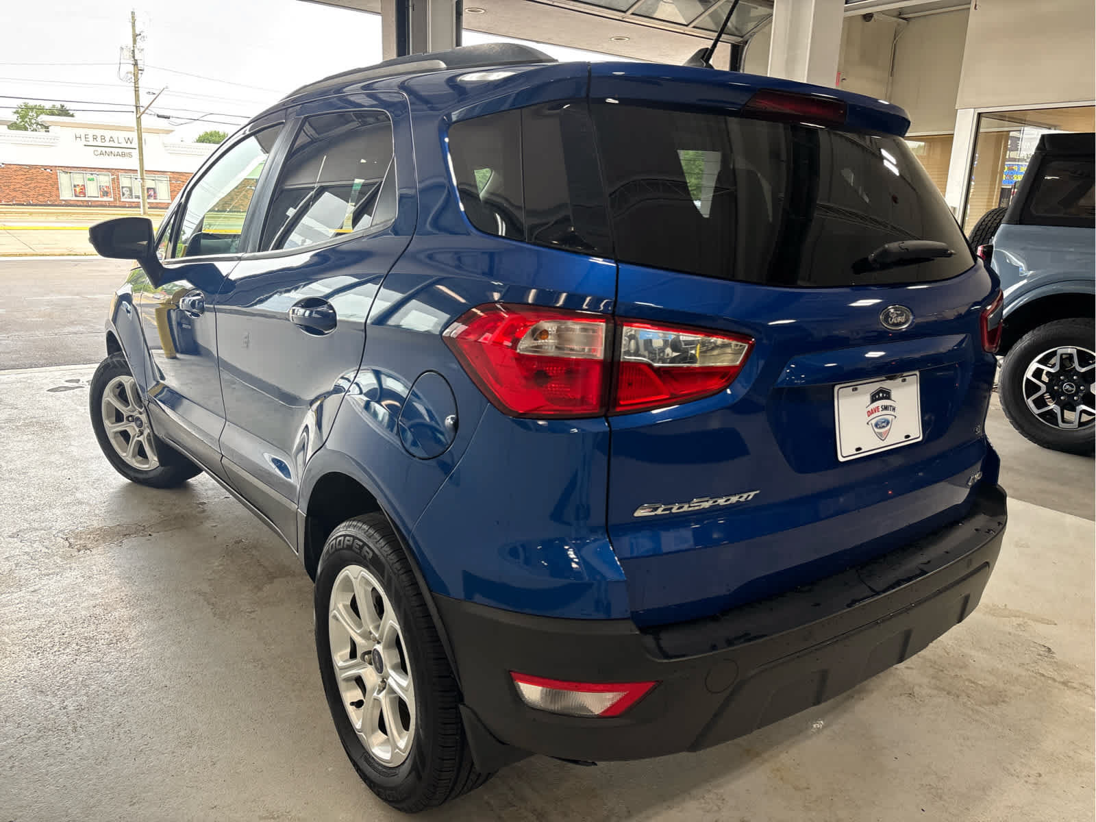 Certified 2018 Ford EcoSport SE w/ SE Convenience Package AWD/4WD image 6