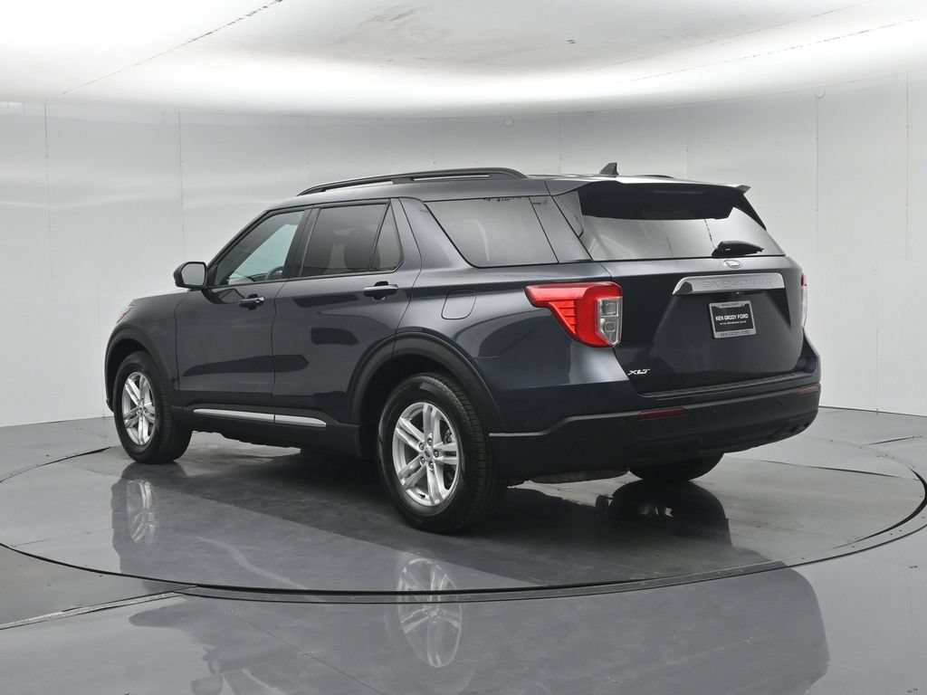 Certified 2023 Ford Explorer XLT RWD image 28