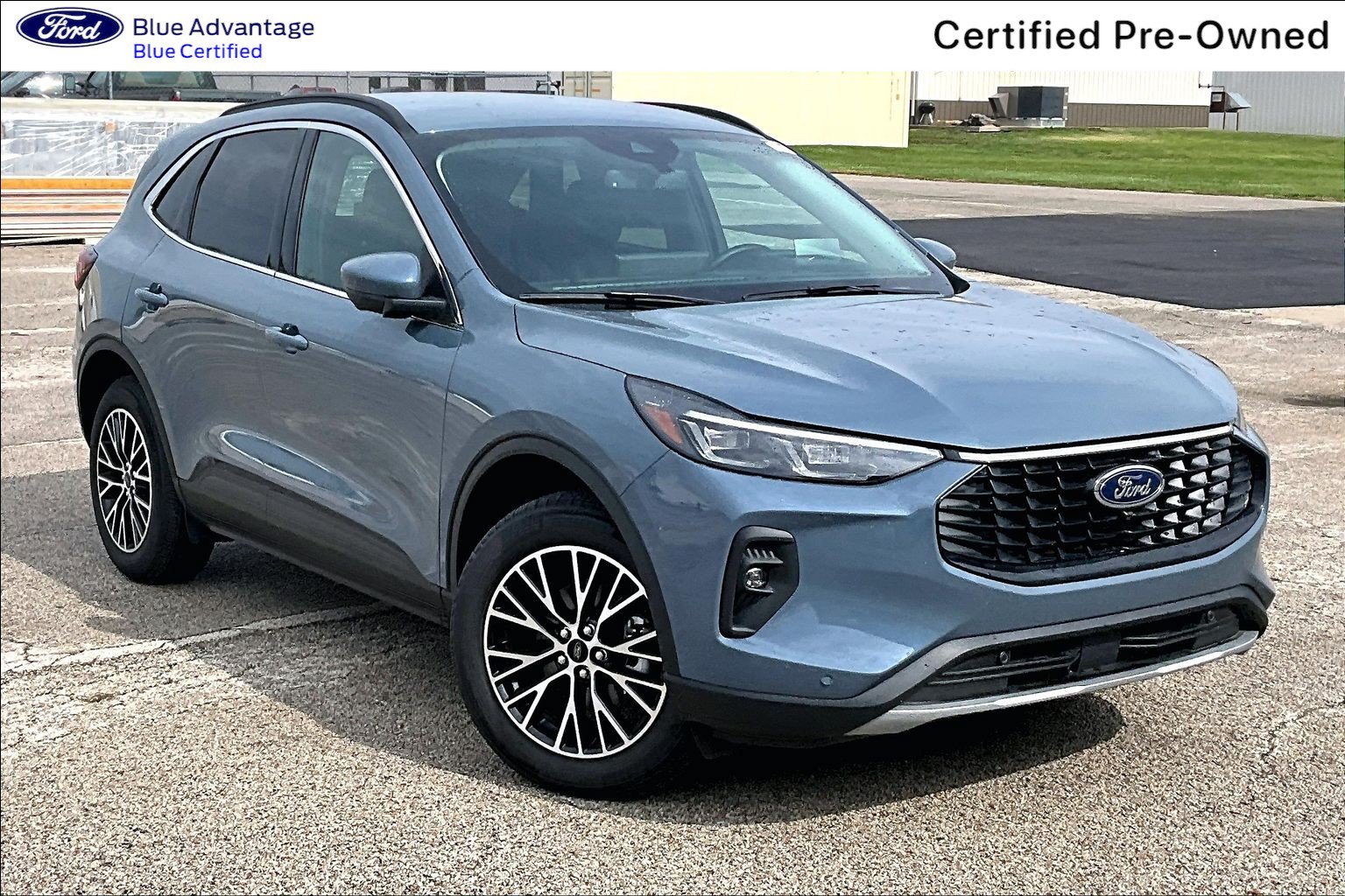 Certified 2026 Ford Escape SE w/ PHEV Premium Package FWD image 36