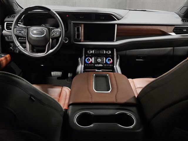 Used 2024 GMC Yukon XL Denali Ultimate AWD/4WD image 2