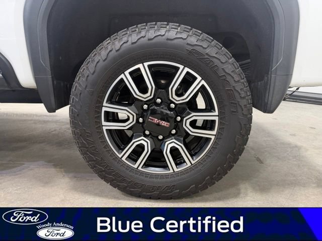 Used 2021 GMC Sierra 2500 AT4 w/ AT4 Premium Plus Package AWD/4WD image 8