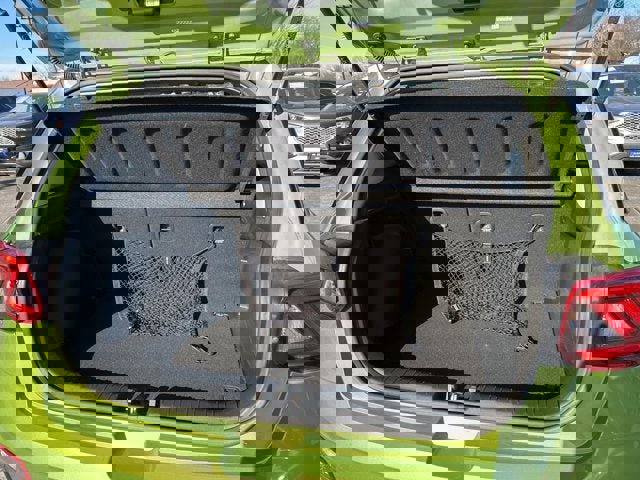 Used 2024 Hyundai Venue SEL image 9