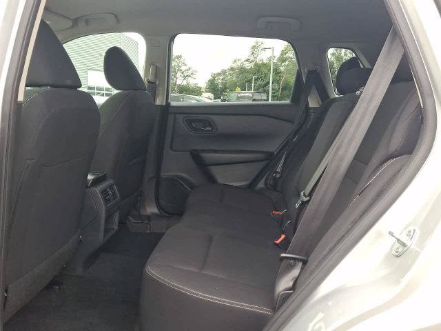 Used 2024 Nissan Rogue S FWD image 26