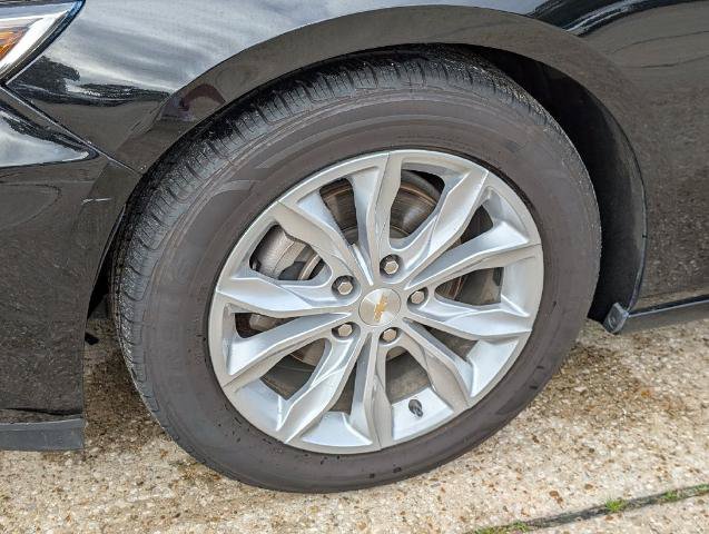 Used 2025 Chevrolet Malibu LT FWD image 11