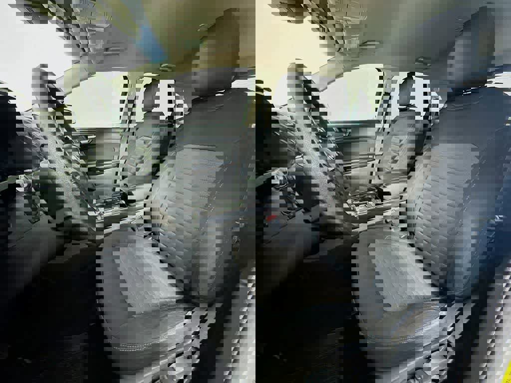 Certified 2019 Ford Edge SE image 15