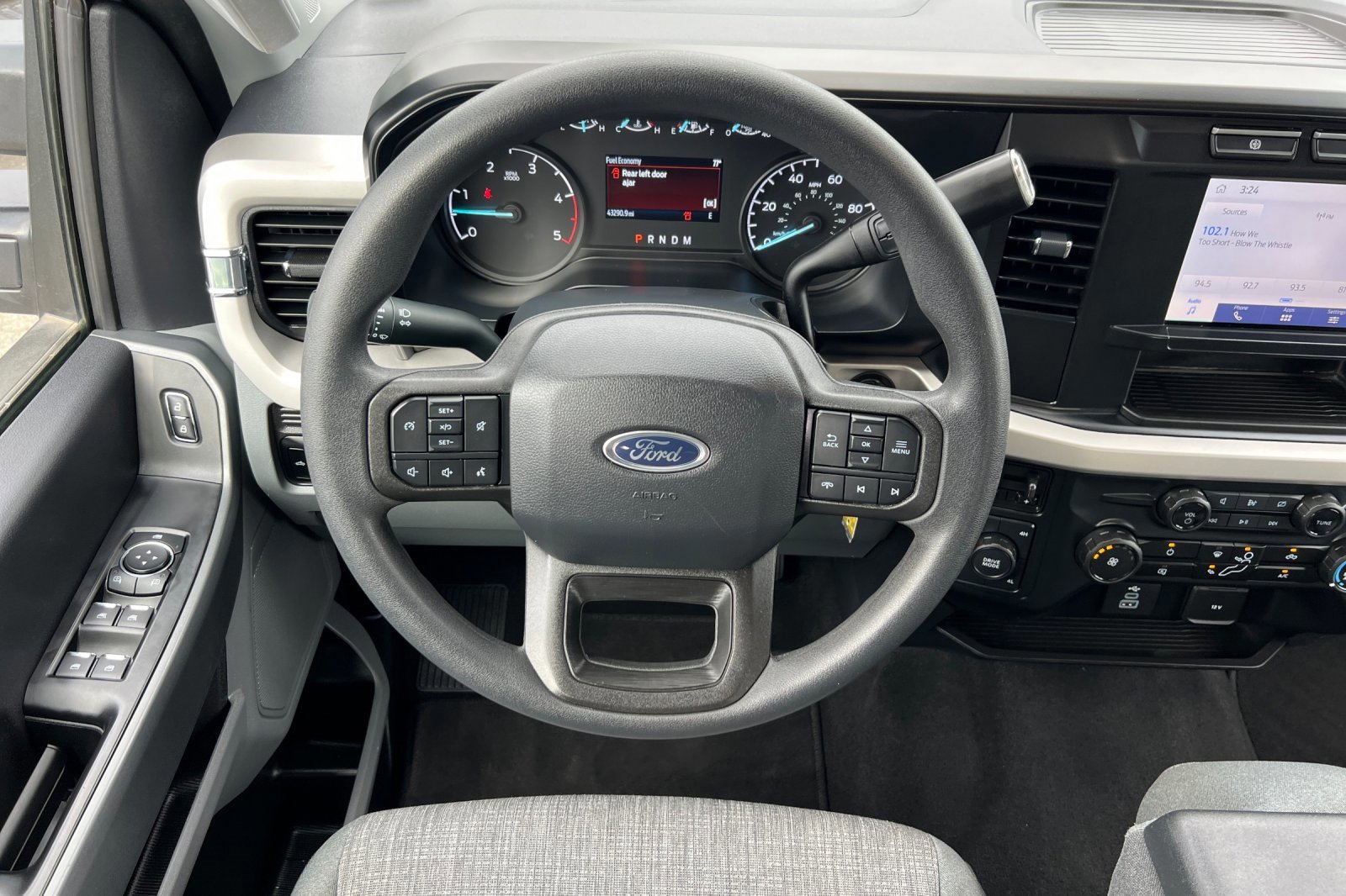 Certified 2024 Ford F350 XLT image 15