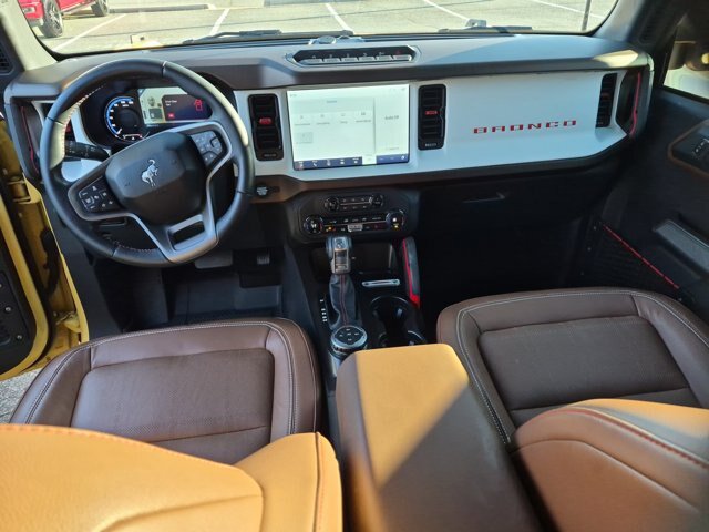 Certified 2023 Ford Bronco Heritage Edition AWD/4WD image 31