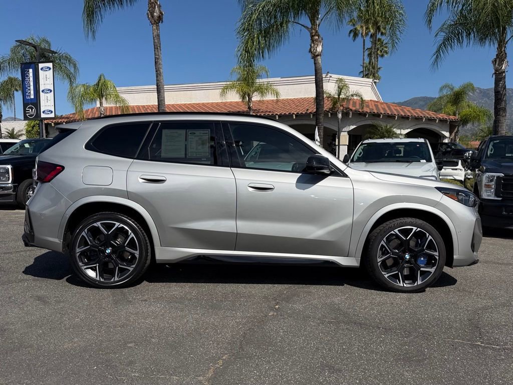 Used 2024 BMW X1 M35i w/ Premium Package image 9
