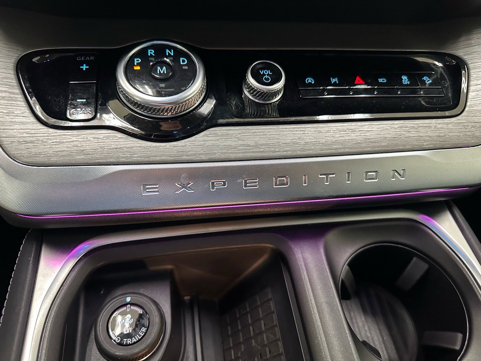 Certified 2025 Ford Expedition Max Platinum AWD/4WD image 39