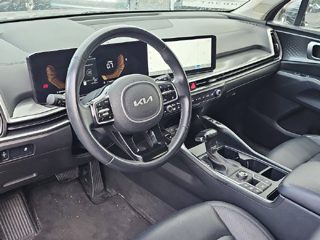 Used 2024 Kia Sorento S AWD/4WD image 17