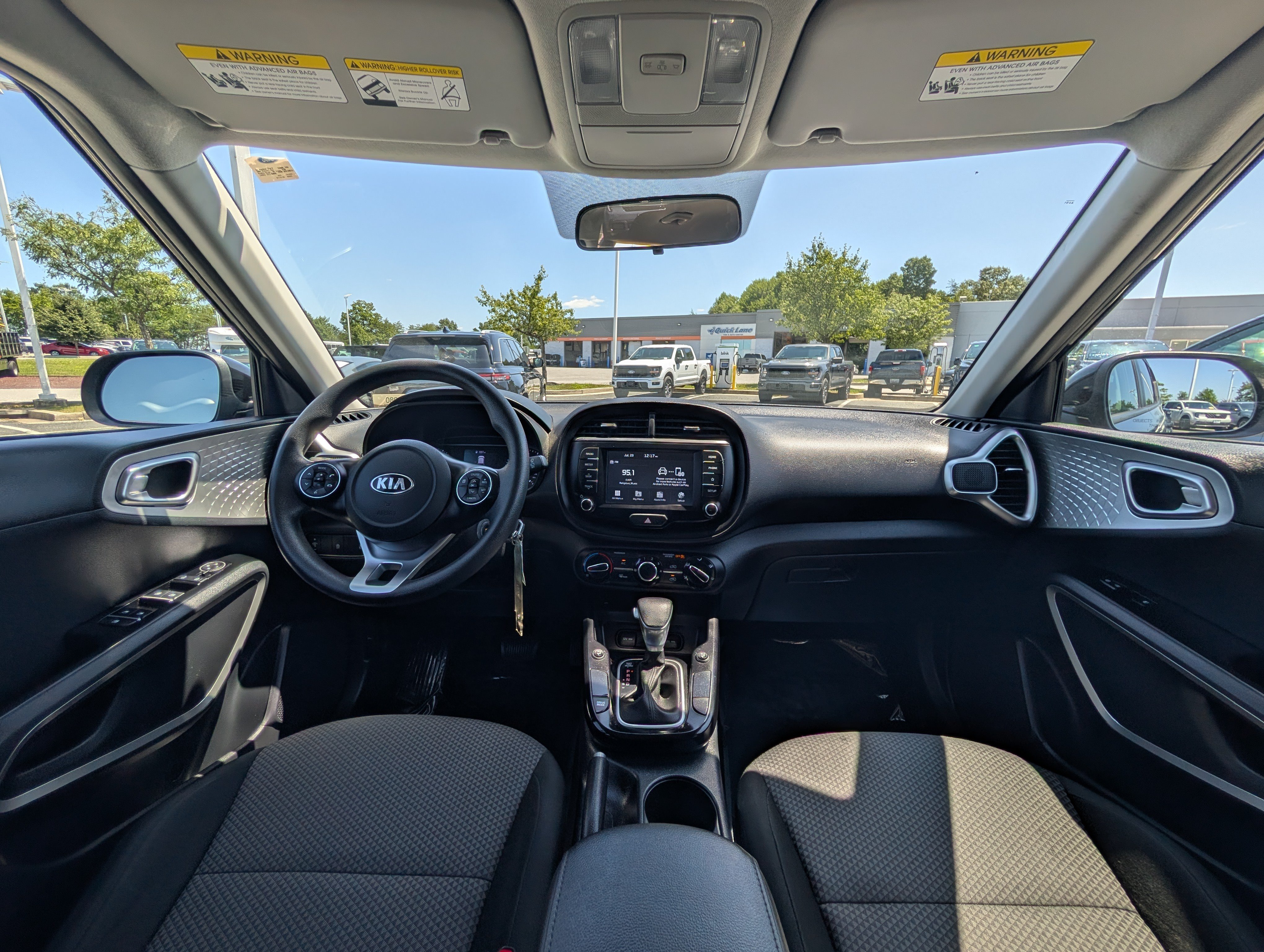 Used 2020 Kia Soul LX FWD image 15