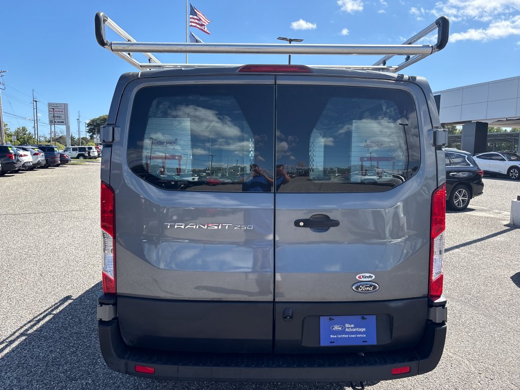 Certified 2021 Ford Transit 250 Low Roof RWD image 24