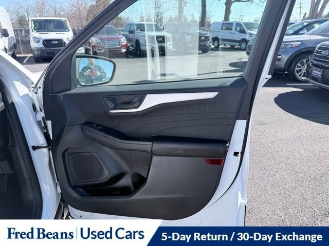 Certified 2022 Ford Escape SE w/ Convenience Package AWD/4WD image 13