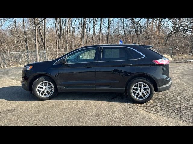 Certified 2023 Ford Edge SEL w/ Convenience Package AWD/4WD image 6