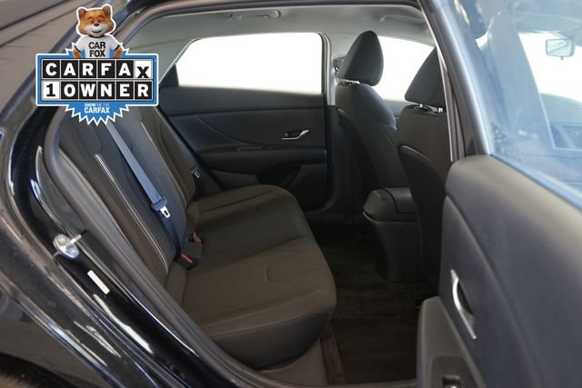 Used 2023 Hyundai Elantra SEL FWD image 28