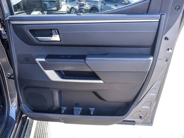 Used 2022 Toyota Tundra Platinum w/ Advanced Package AWD/4WD image 31