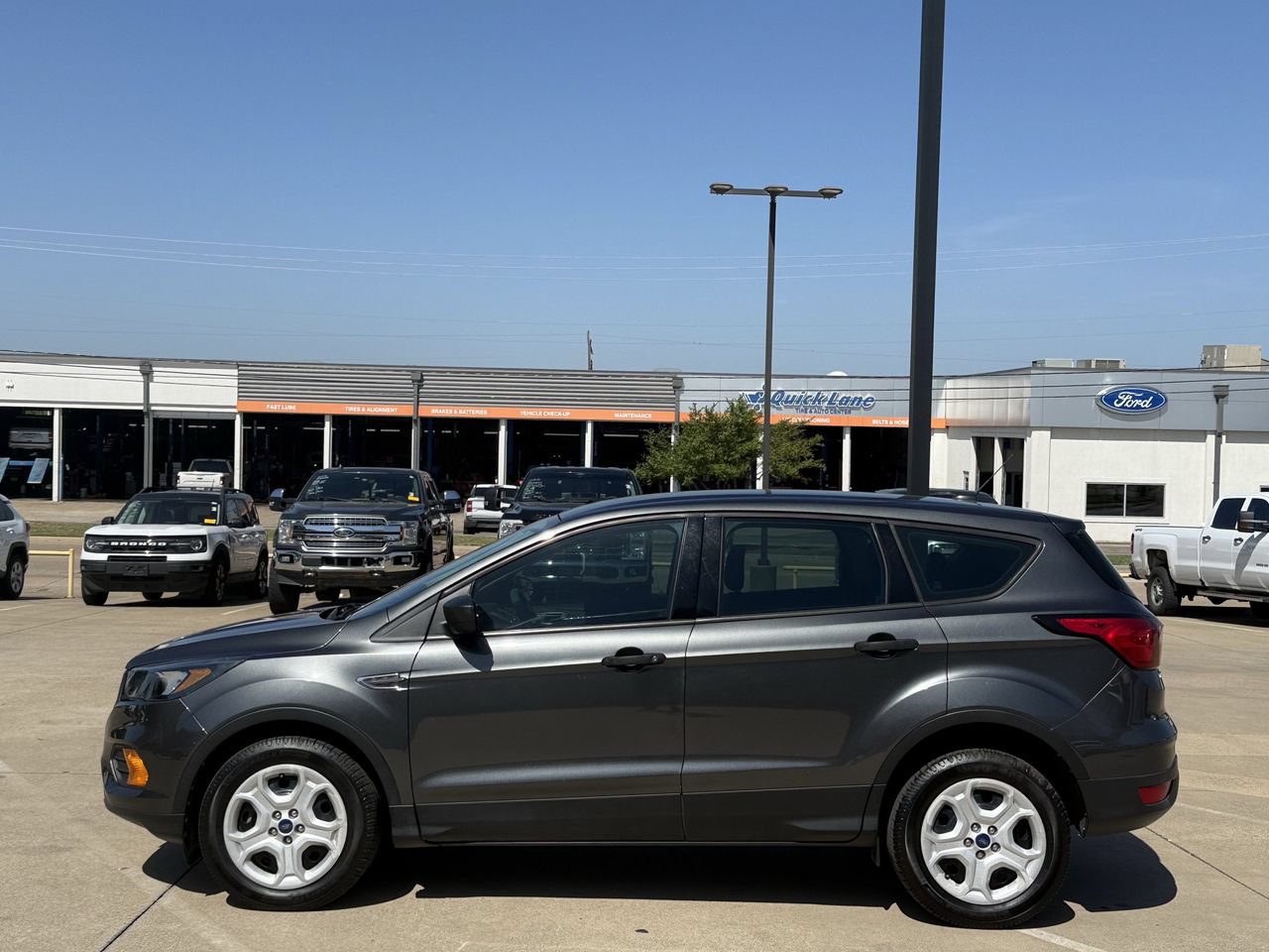 Certified 2019 Ford Escape S FWD image 3