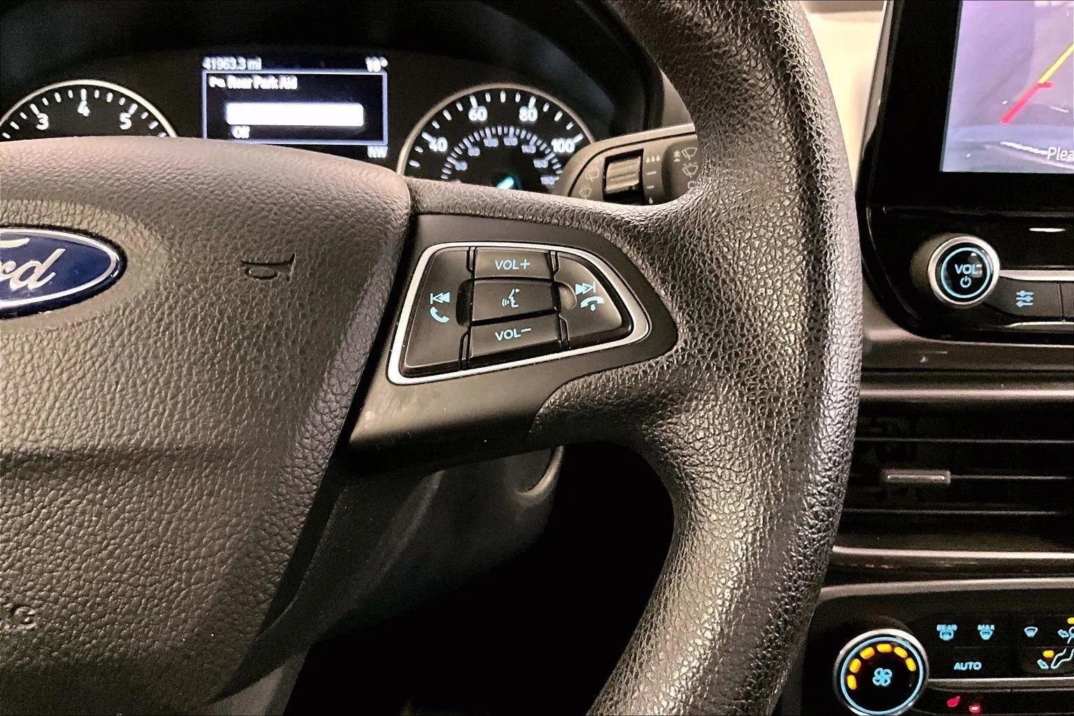 Certified 2022 Ford EcoSport SE image 18