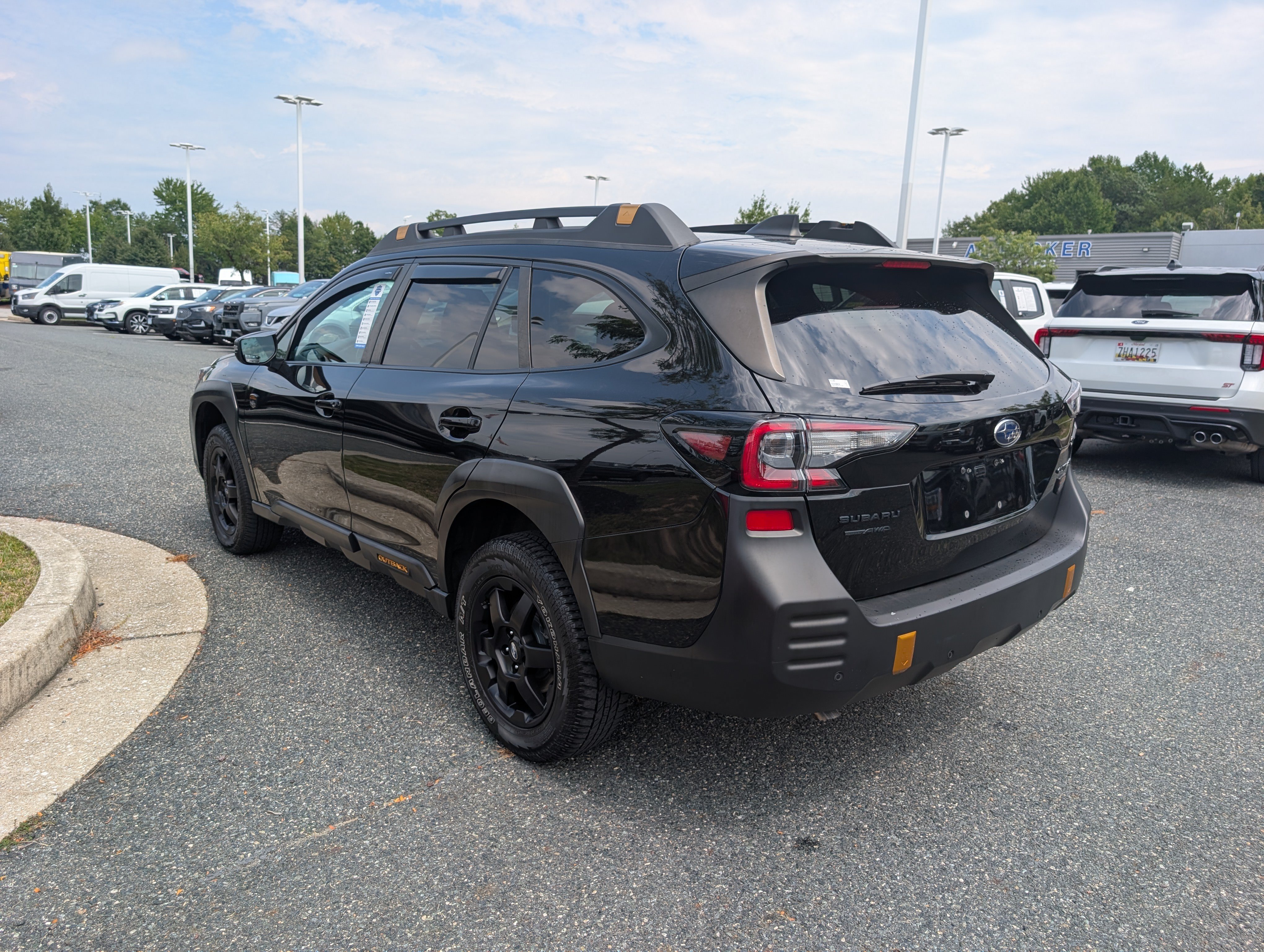 Used 2023 Subaru Outback Wilderness AWD/4WD image 5