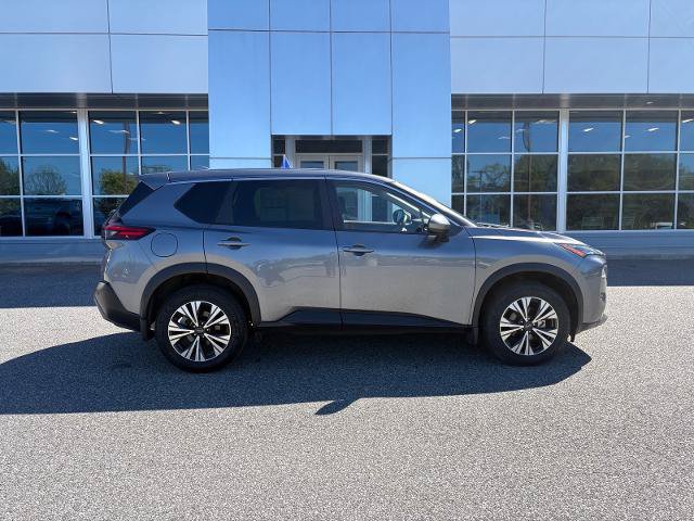 Used 2023 Nissan Rogue SV AWD/4WD image 2